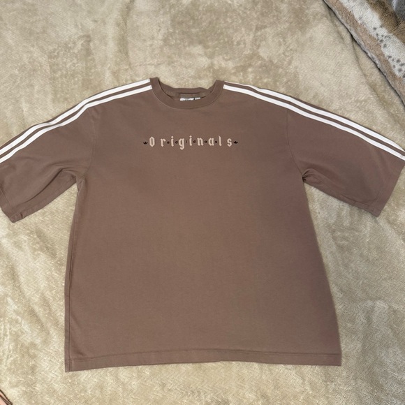 Adidas Originals Brown Tee with White Accents - Picture 6 of 10